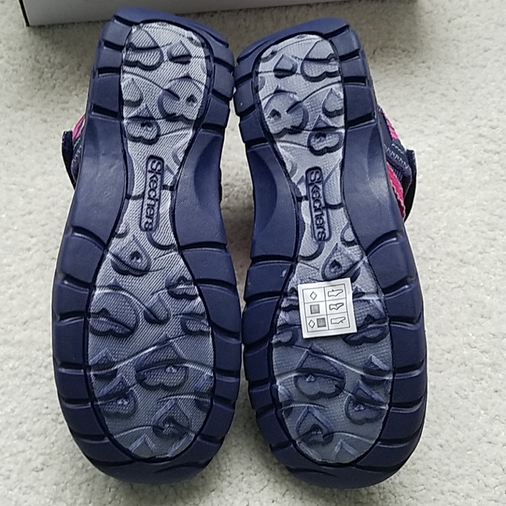 Girls Sketchers - Picture 4 of 6